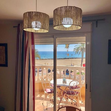 Apartamentos Playa Torrenostra Kültér fotó