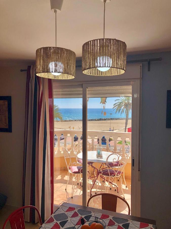 Apartamentos Playa Torrenostra Kültér fotó