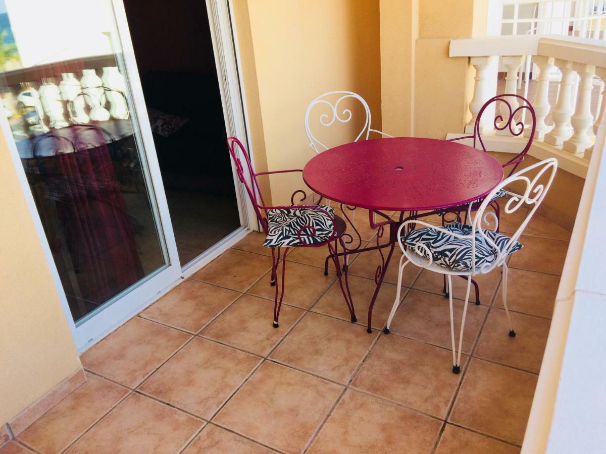 Apartamentos Playa Torrenostra Kültér fotó